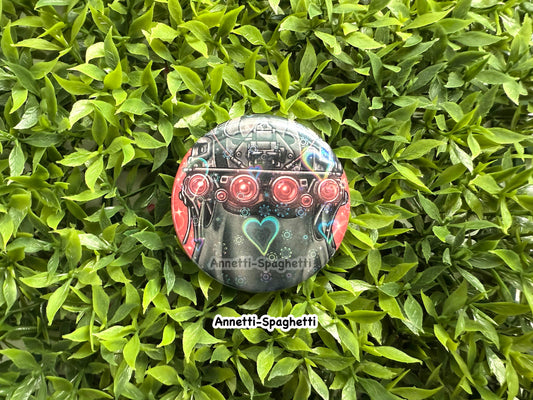 Call of Bro Arachnid King Heart Holo Large Button